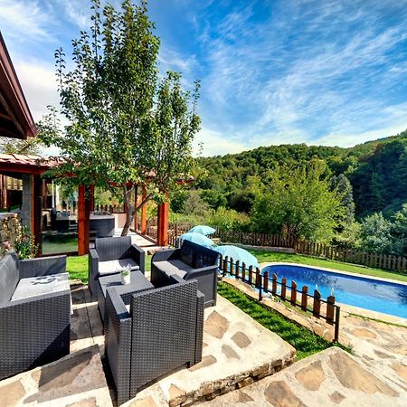 House Maya Трявна Екстер'єр фото